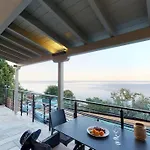 מלון דירות Kallia Suites- Chorefto 4*