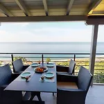 Kallia Suites- Chorefto Aparthotel 4*