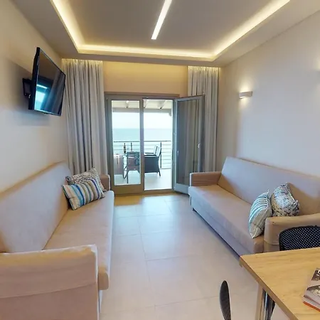 Kallia Suites- Chorefto