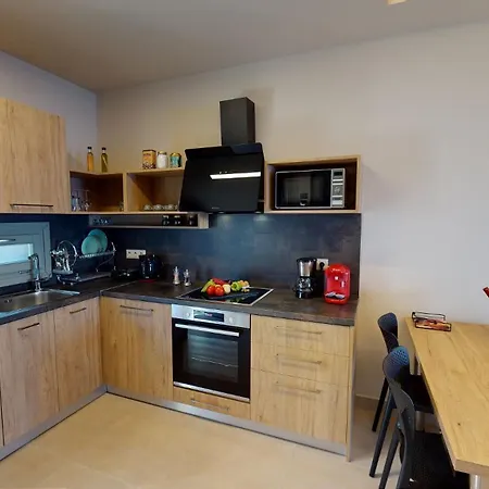 Kallia Suites- Chorefto Chorefton