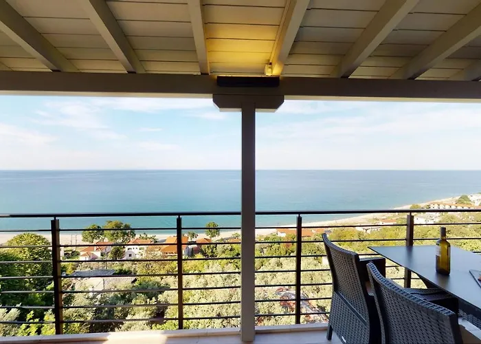 מלון דירות Kallia Suites- Chorefto חורפטו