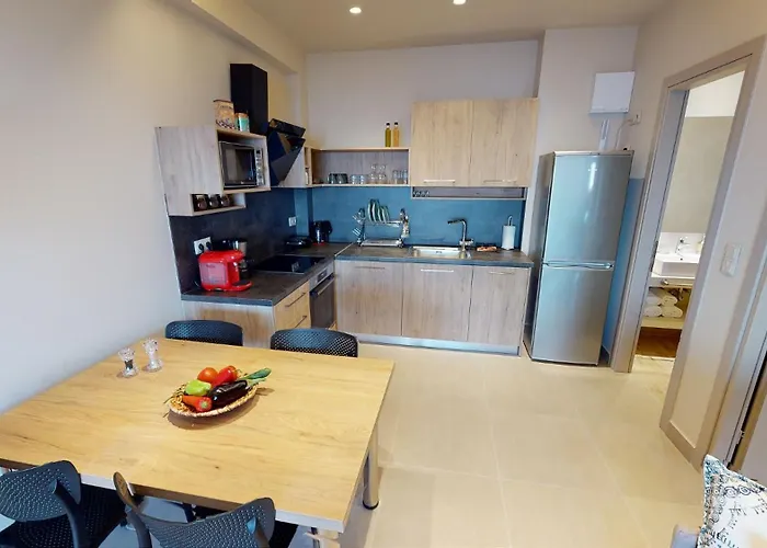 Kallia Suites- Chorefto